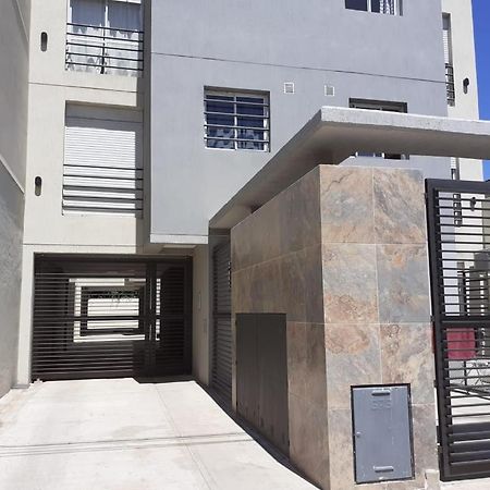 Departamento Witcomb Con Estacionamiento Appartement Bahía Blanca Buitenkant foto