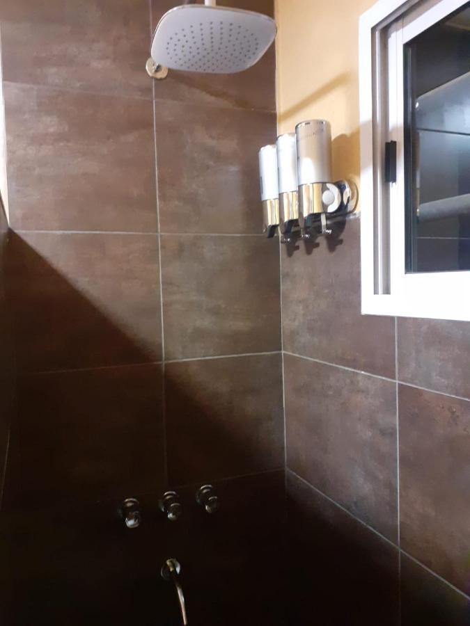 Departamento Witcomb Con Estacionamiento Appartement Bahía Blanca Buitenkant foto